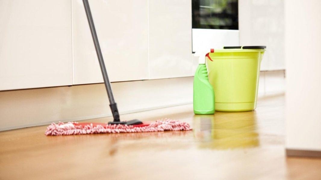 ТОП-7 лучших средств для мытья полов: что есть, особенности выбора, отзывы