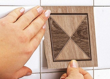 С помощью чего можно решить проблему с треснутой плиткой, если заменить ее нечем. Керамическая плитка проста в эксплуатации, и многие использу...