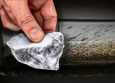 Статья рассказывает о том, как убирать распространенные загрязнения с лкп автомобиля. Секреты профессионального детейлинга.
