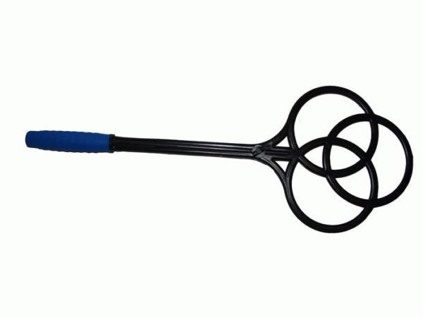 Вымыть ковер шампунем
